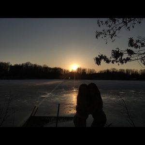 Meet your Posher, Emilia